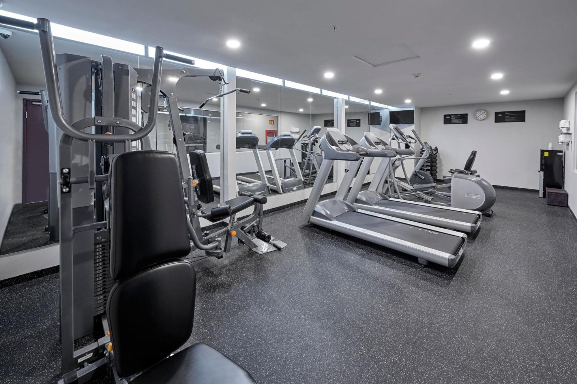 City Express By Marriott Ciudad De Mexico La Villa Εξωτερικό φωτογραφία